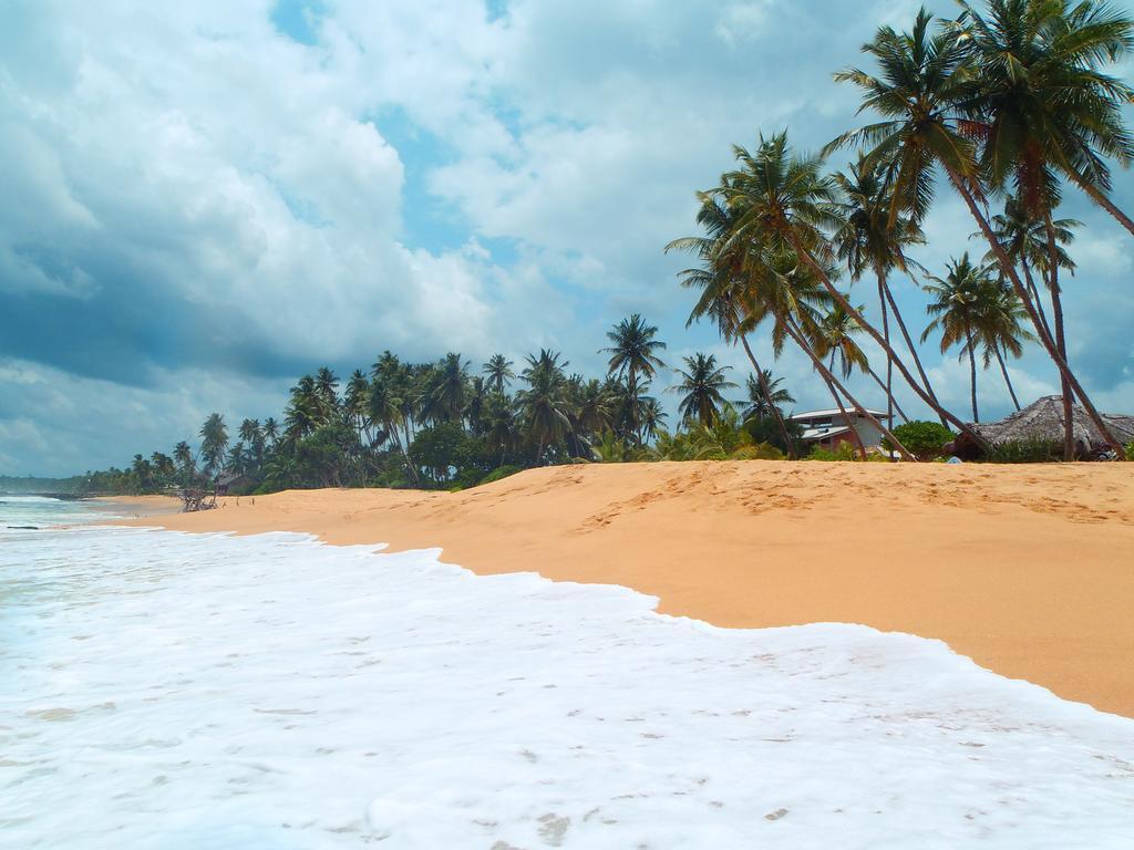 Natural Holiday Inn Tangalle Exterior foto