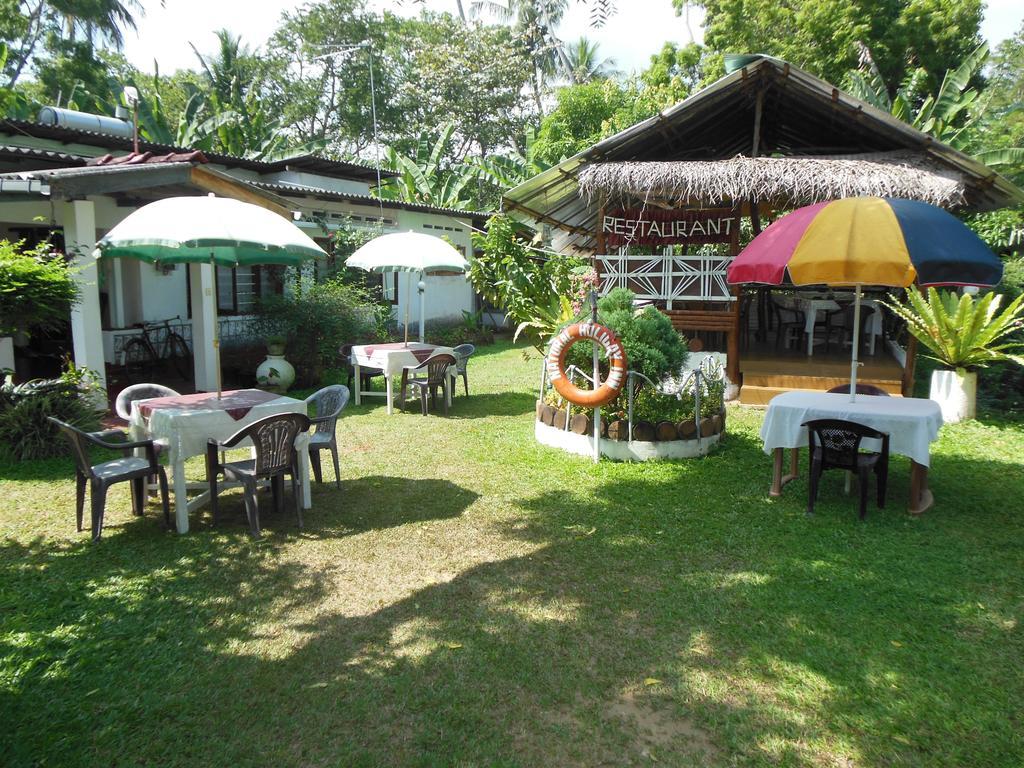 Natural Holiday Inn Tangalle Exterior foto